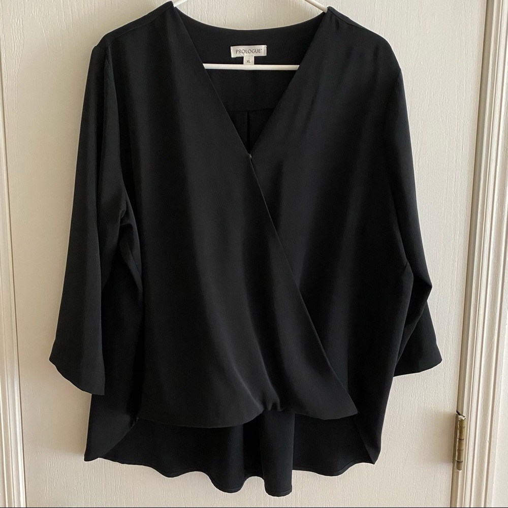 Black Prologue blouse w/ gathered/flounce front XL